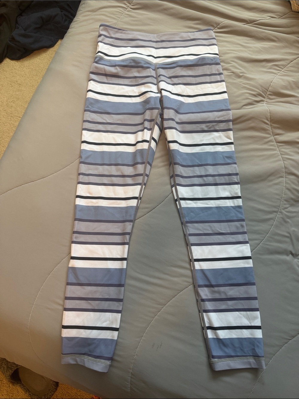 ZYIA Girls' Striped Gray, Blue & White Leggings